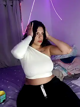 Snapshot of Shura_xxxBig chatting on November 8, 2025, 12:47 am Shura xxxBig online show from November 8, 2025, 12:47 am