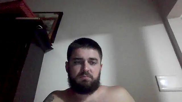 Snapshot of Dat1994 chatting on February 25, 2025, 1:20 am Dat1994 online show from February 25, 2025, 1:20 am