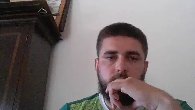 Snapshot of Dat1994 chatting on February 26, 2025, 5:31 pm Dat1994 online show from February 26, 2025, 5:31 pm