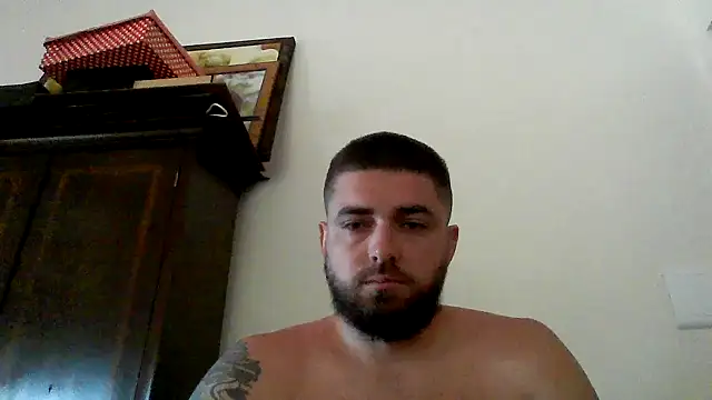 Snapshot of Dat1994 chatting on February 11, 2025, 11:31 am Dat1994 online show from February 11, 2025, 11:31 am