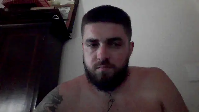 Snapshot of Dat1994 chatting on February 17, 2025, 8:06 pm Dat1994 online show from February 17, 2025, 8:06 pm