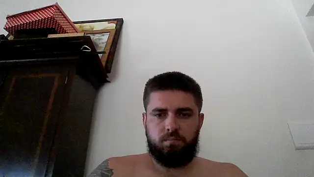 Snapshot of Dat1994 chatting on February 26, 2025, 2:27 pm Dat1994 online show from February 26, 2025, 2:27 pm