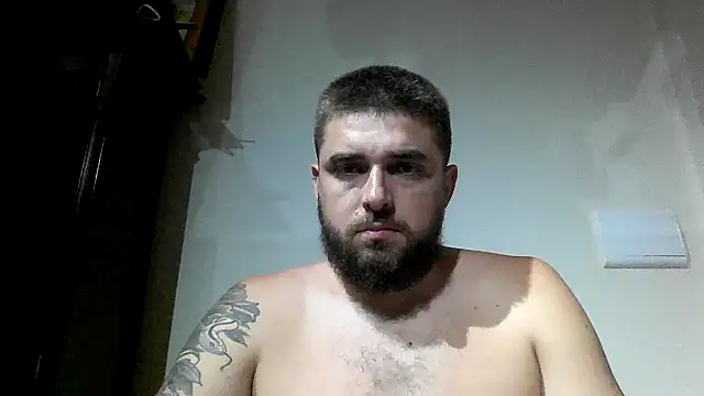 Snapshot of Dat1994 chatting on February 18, 2025, 12:37 am Dat1994 online show from February 18, 2025, 12:37 am