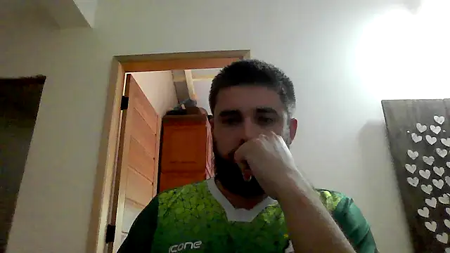 Snapshot of Dat1994 chatting on March 3, 2025, 2:49 pm Dat1994 online show from March 3, 2025, 2:49 pm