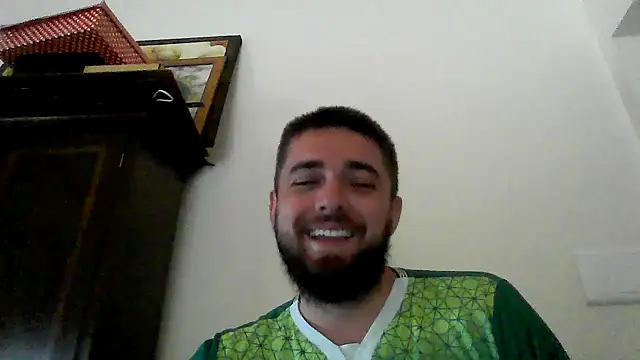 Snapshot of Dat1994 chatting on February 26, 2025, 11:21 am Dat1994 online show from February 26, 2025, 11:21 am