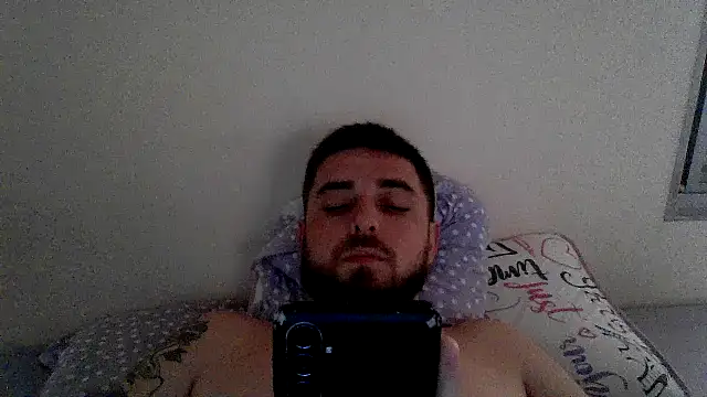 Snapshot of Dat1994 chatting on October 27, 2025, 12:28 pm Dat1994 online show from October 27, 2025, 12:28 pm