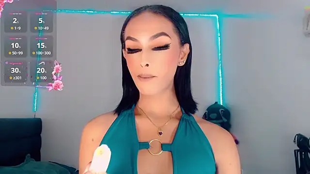 Snapshot of _Riannagarcia_ chatting on October 19, 2025, 3:20 am Riannagarcia online show from October 19, 2025, 3:20 am