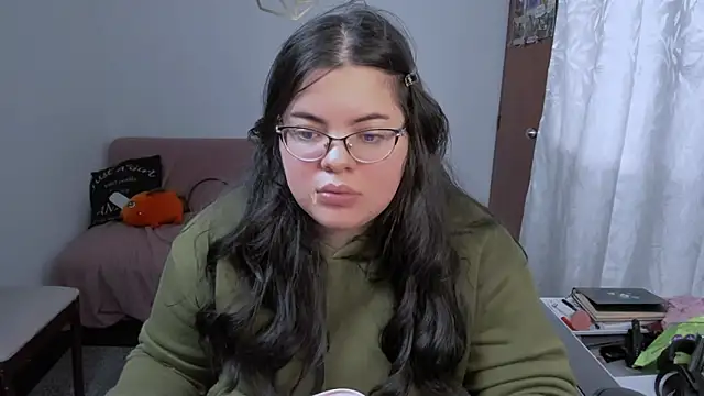 Aria Fullbuster online show from February 7, 2026, 9:45 pm