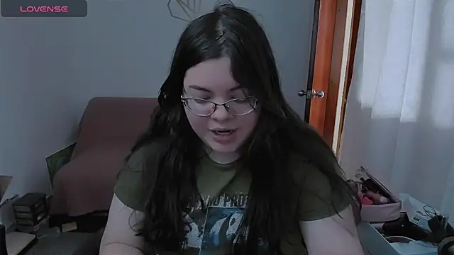 Aria Fullbuster online show from April 3, 2026, 8:59 pm