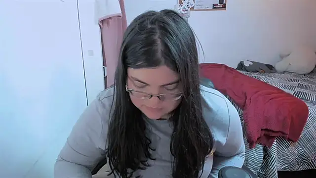 Snapshot of Aria_Fullbuster chatting on October 22, 2025, 9:46 pm Aria Fullbuster online show from October 22, 2025, 9:46 pm