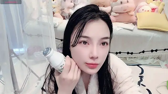 AKiKi711 online show from March 27, 2026, 5:05 am