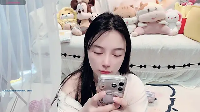 AKiKi711 online show from March 16, 2026, 5:15 am