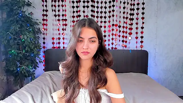Snapshot of Milana_Crystal_ chatting on February 4, 2025, 11:16 am Milana Crystal online show from February 4, 2025, 11:16 am