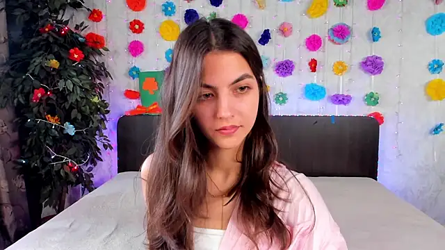 Snapshot of Milana_Crystal_ chatting on March 18, 2025, 11:22 am Milana Crystal online show from March 18, 2025, 11:22 am