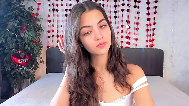 Snapshot of Milana_Crystal_ chatting on February 24, 2025, 7:55 am Milana Crystal online show from February 24, 2025, 7:55 am