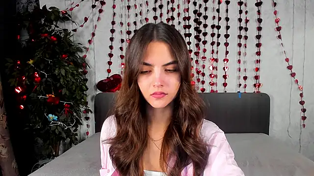 Snapshot of Milana_Crystal_ chatting on February 13, 2026, 8:14 am Milana Crystal online show from February 13, 2026, 8:14 am