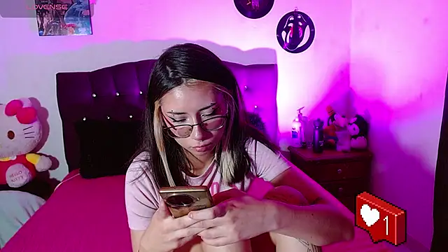 Snapshot of squirt_charlott chatting on February 28, 2025, 3:59 am squirt charlott online show from February 28, 2025, 3:59 am