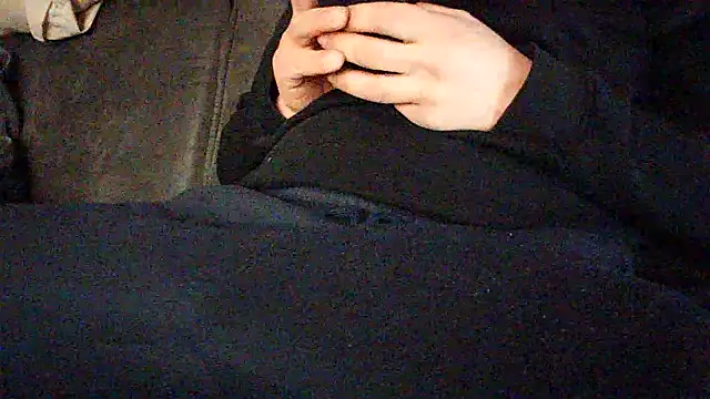 kiksnap-meistro5 online show from April 21, 2026, 7:31 pm