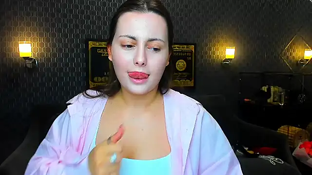  extraterrestrial  online show from October 28, 2025, 4:28 pm