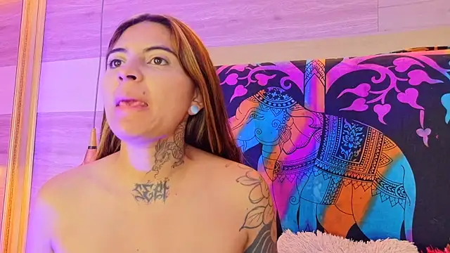 Cori Paige online show from April 3, 2026, 4:08 am