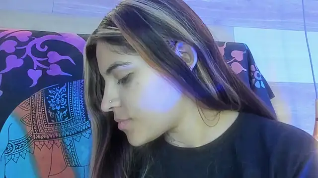 Cori Paige online show from April 12, 2026, 4:05 am