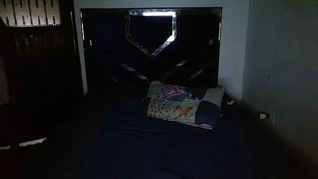 MiguelAngelxl online show from October 6, 2025, 12:23 am