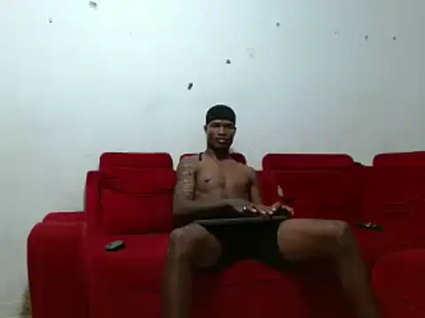 MiguelAngelxl online show from December 3, 2024, 8:44 pm