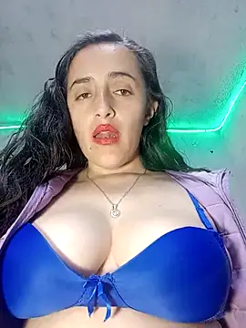 Snapshot of anndreapds chatting on February 26, 2025, 1:14 am anndreapds online show from February 26, 2025, 1:14 am