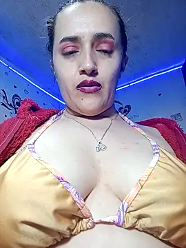 Snapshot of anndreapds chatting on October 11, 2025, 5:25 pm anndreapds online show from October 11, 2025, 5:25 pm