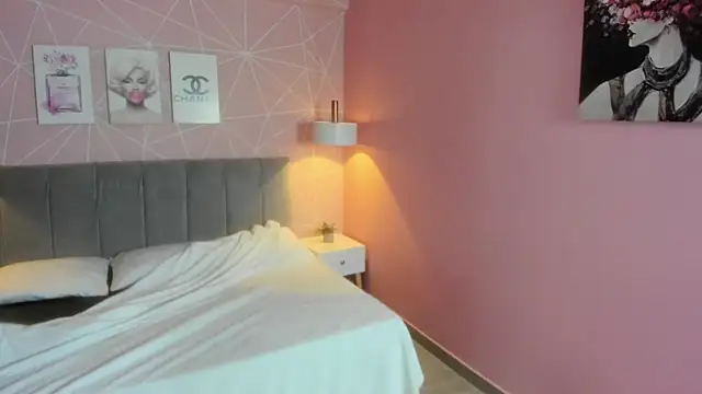 Snapshot of zara__sweet chatting on May 11, 2026, 1:12 pm zara sweet online show from May 11, 2026, 1:12 pm