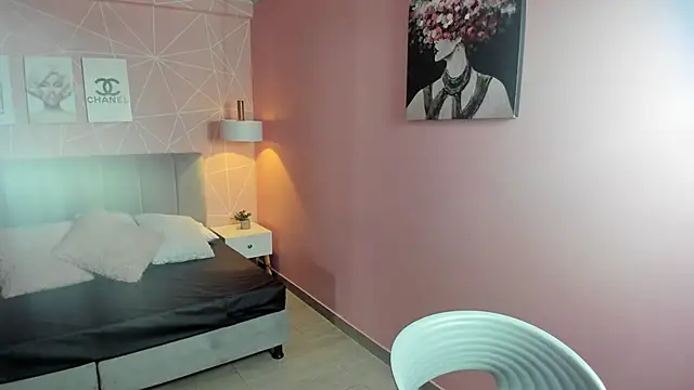 zara  sweet online show from November 12, 2025, 12:31 pm