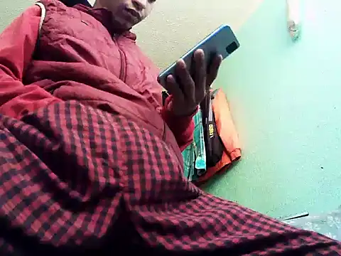 Snapshot of andrescaraballo chatting on October 5, 2025, 1:02 pm andrescaraballo online show from October 5, 2025, 1:02 pm