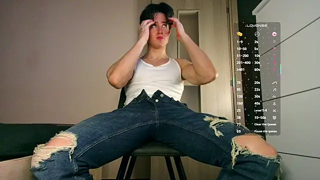 Snapshot of ChristianLevine_ chatting on January 9, 2026, 5:36 am ChristianLevine online show from January 9, 2026, 5:36 am