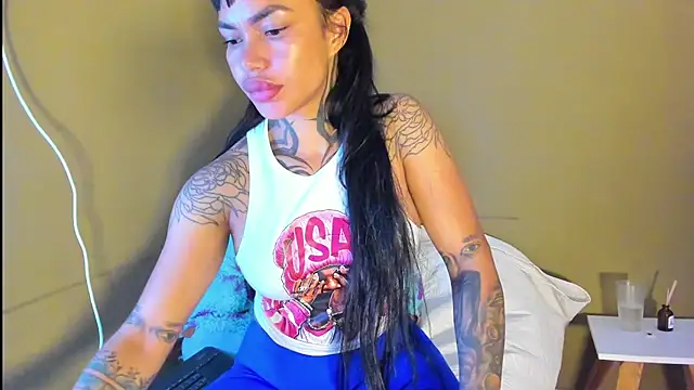 Snapshot of nathaliefox chatting on February 14, 2026, 3:51 am nathaliefox online show from February 14, 2026, 3:51 am