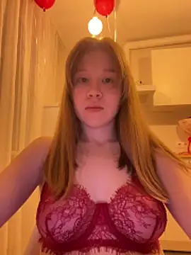 Eva Weyne online show from March 31, 2026, 8:22 pm