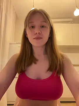 Eva Weyne online show from April 22, 2026, 8:04 pm