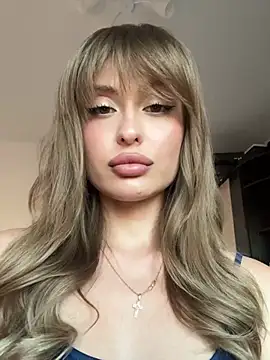 Sweet  Milly online show from July 25, 2026, 5:08 pm