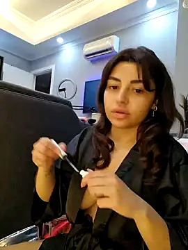 Snapshot of Esmertarcinim chatting on January 15, 2025, 2:35 pm Esmertarcinim online show from January 15, 2025, 2:35 pm