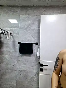 Snapshot of Esmertarcinim chatting on March 1, 2025, 12:34 pm Esmertarcinim online show from March 1, 2025, 12:34 pm