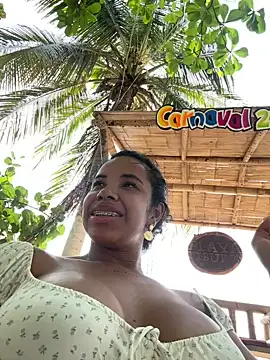 Snapshot of Brunettexio chatting on March 21, 2025, 8:08 pm Brunettexio online show from March 21, 2025, 8:08 pm