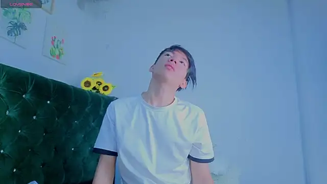 Levii Ackermann online show from March 24, 2026, 2:17 pm