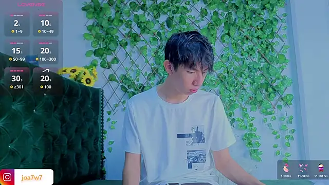 Snapshot of Levii_Ackermann chatting on February 10, 2026, 2:38 pm Levii Ackermann online show from February 10, 2026, 2:38 pm