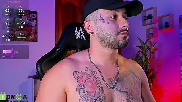 Snapshot of Alex_maraj chatting on December 3, 2025, 12:12 am Alex maraj online show from December 3, 2025, 12:12 am