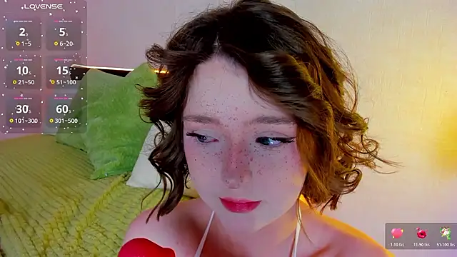 lexxxxxxi online show from February 5, 2026, 6:26 pm