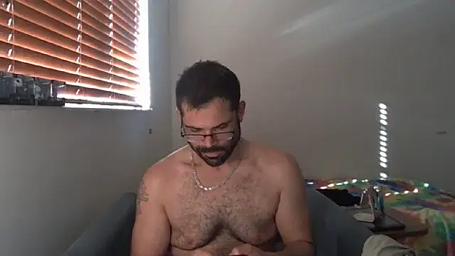 Snapshot of Zander823 chatting on February 28, 2026, 1:55 pm Zander823 online show from February 28, 2026, 1:55 pm