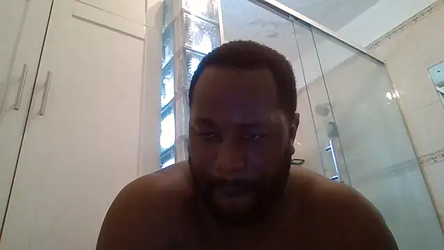 Snapshot of Bighood_T chatting on June 16, 2026, 6:52 pm Bighood T online show from June 16, 2026, 6:52 pm