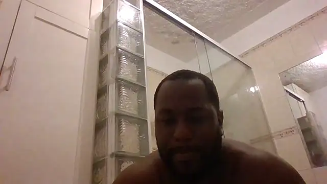 Snapshot of Bighood_T chatting on June 21, 2026, 5:46 am Bighood T online show from June 21, 2026, 5:46 am