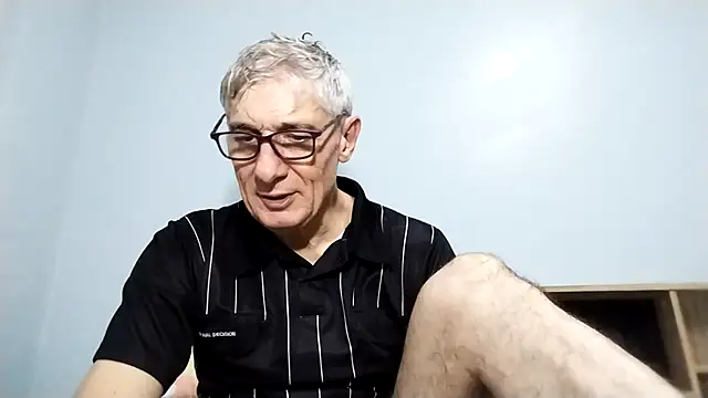 Snapshot of BIGUNCUTHARDCOCK chatting on September 9, 2025, 1:59 am BIGUNCUTHARDCOCK online show from September 9, 2025, 1:59 am