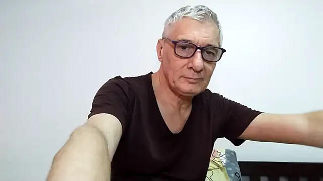 BIGUNCUTHARDCOCK online show from March 6, 2026, 1:22 am