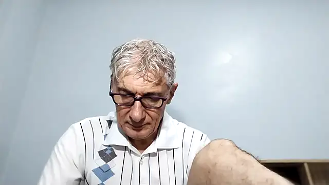 Snapshot of BIGUNCUTHARDCOCK chatting on September 11, 2025, 2:22 am BIGUNCUTHARDCOCK online show from September 11, 2025, 2:22 am
